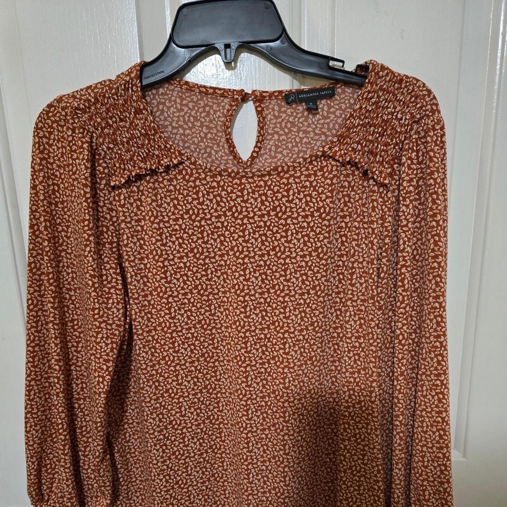 Adrianna Papell Womens Rust Orange Floral Smocked Shoulder Blouse Top Size M